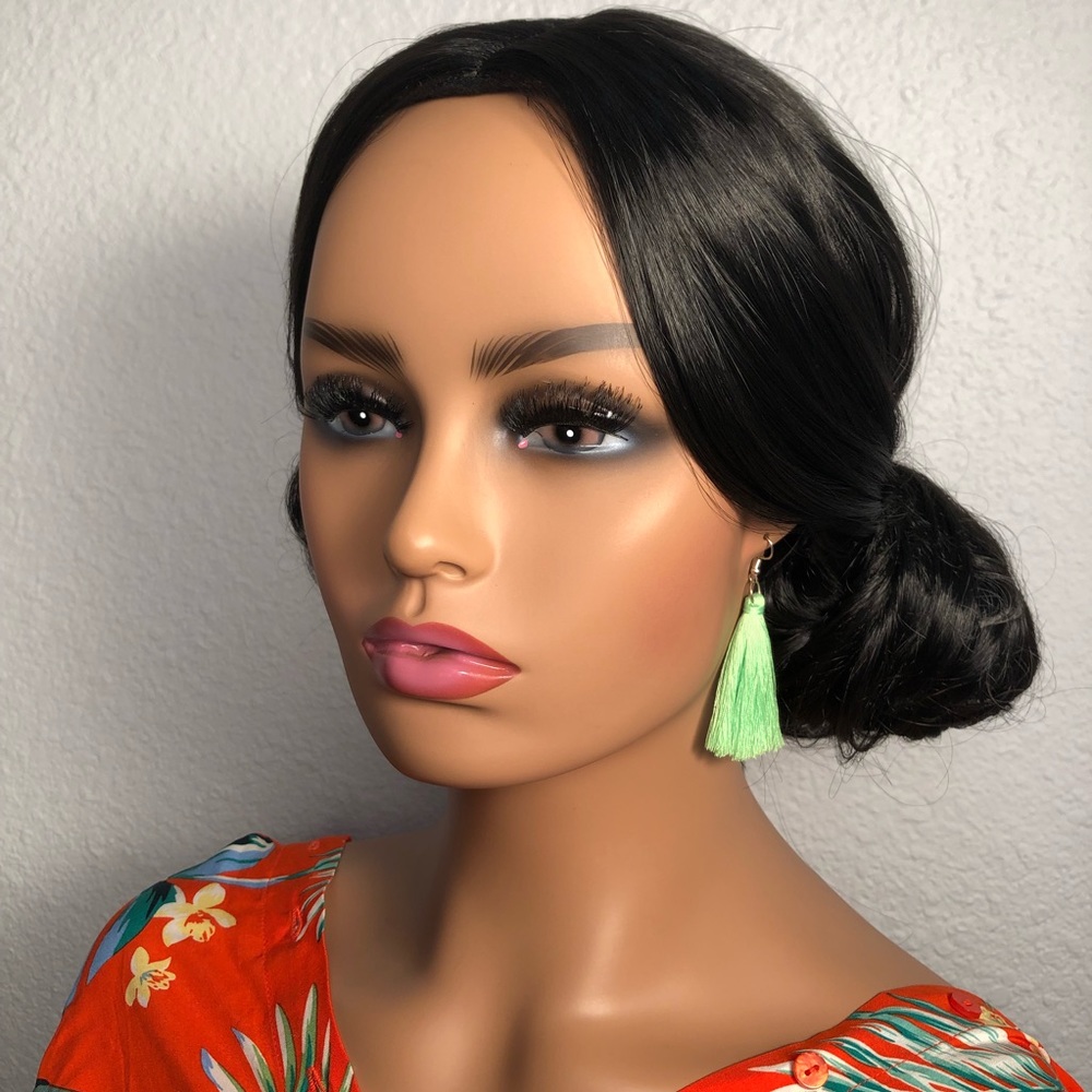 🦋 Handmade Neon Green Tassel Earrings 🦋 - Picture 7 of 8